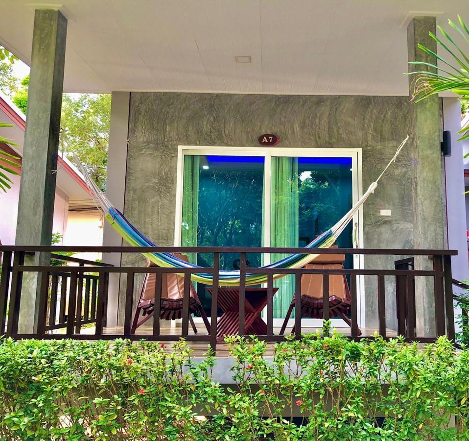 Pana Long Beach Resort - Sha Plus Ko Lanta Esterno foto